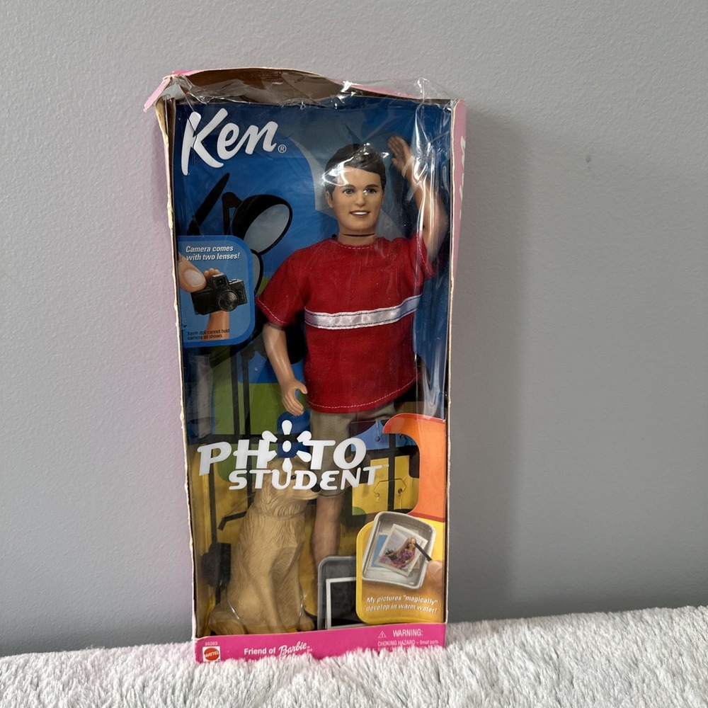 Photo Student Ken Barbie Doll Friend with Camera and Dog NRFB 2001 Mattel‎ *READ